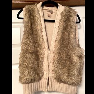 Fur vest